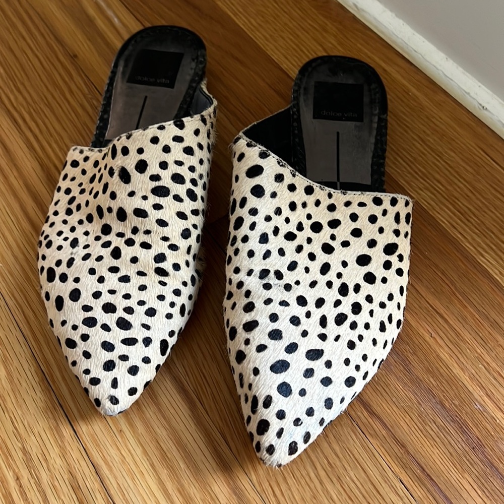 Dolce Vita leopard mules